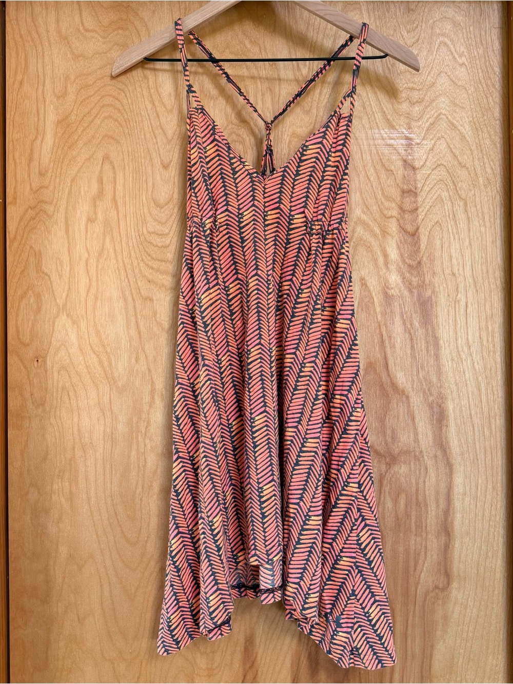 XS UA Floca Dress - Beach, Surf, Vacation - After Burn Orange + Black Print